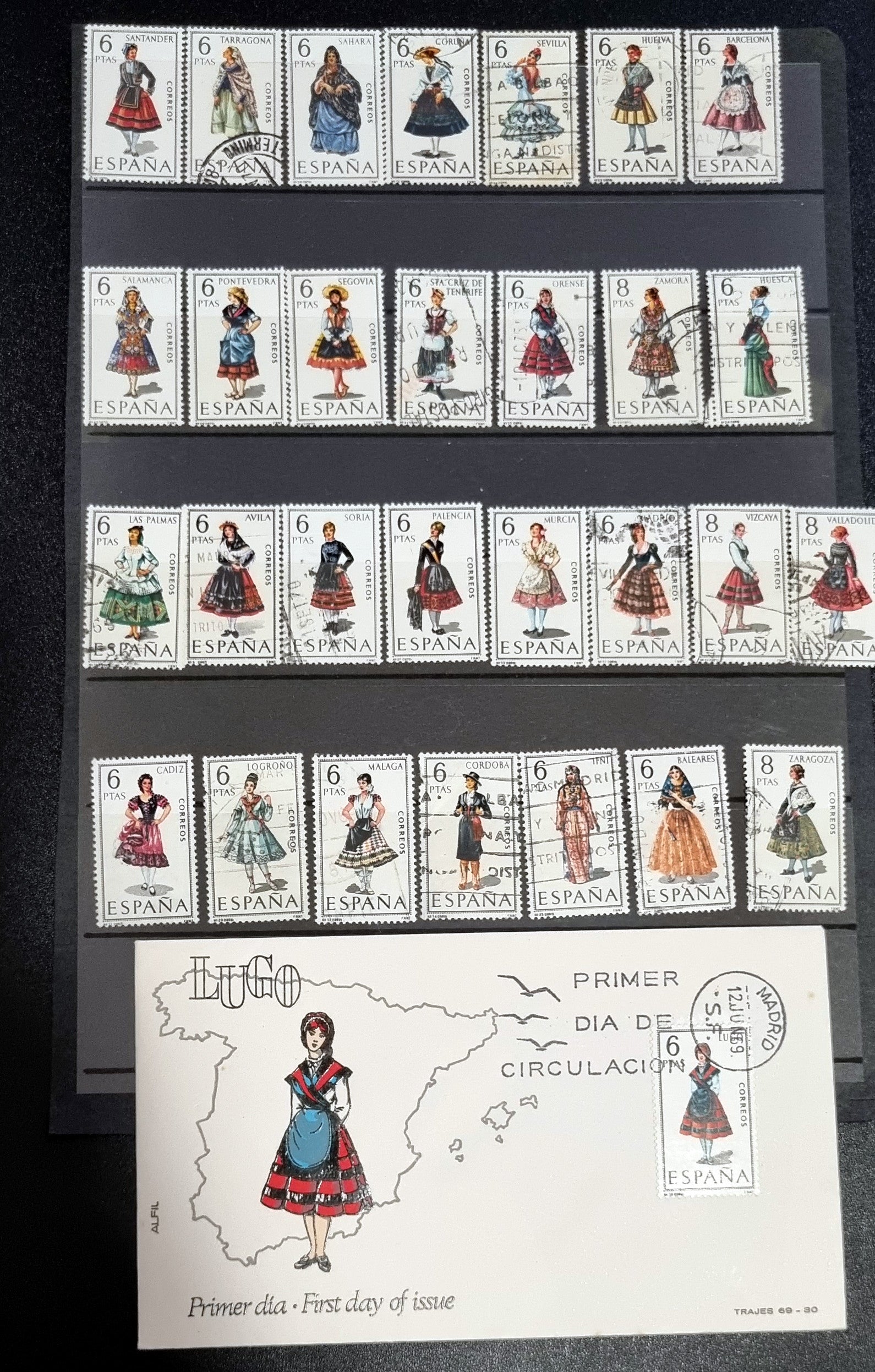 a variety of Spanish vintage postage stamps