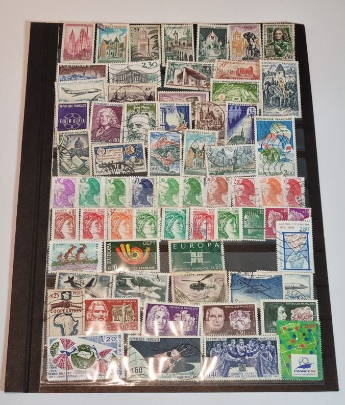 View details for France Stamps - 50/100/200 Stamps all different France Stamps - 50/100/200 Stamps all different